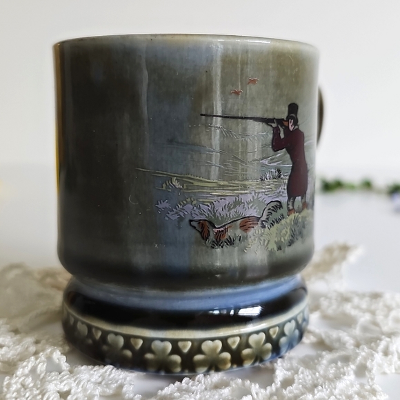 1960s Vintage Wade Pottery Irish Porcelain Hunting Scene Dog Mug Shamrock Trim - Picture 12 of 14